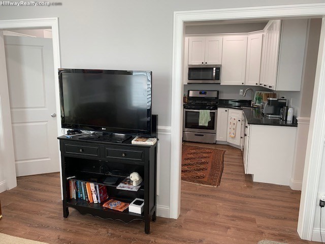 38 Crescent Ave, Dorchester