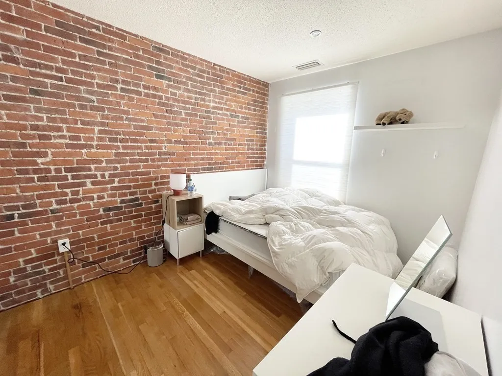 73 Gainsborough, Fenway