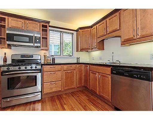 67 Fairfax St, West Somerville