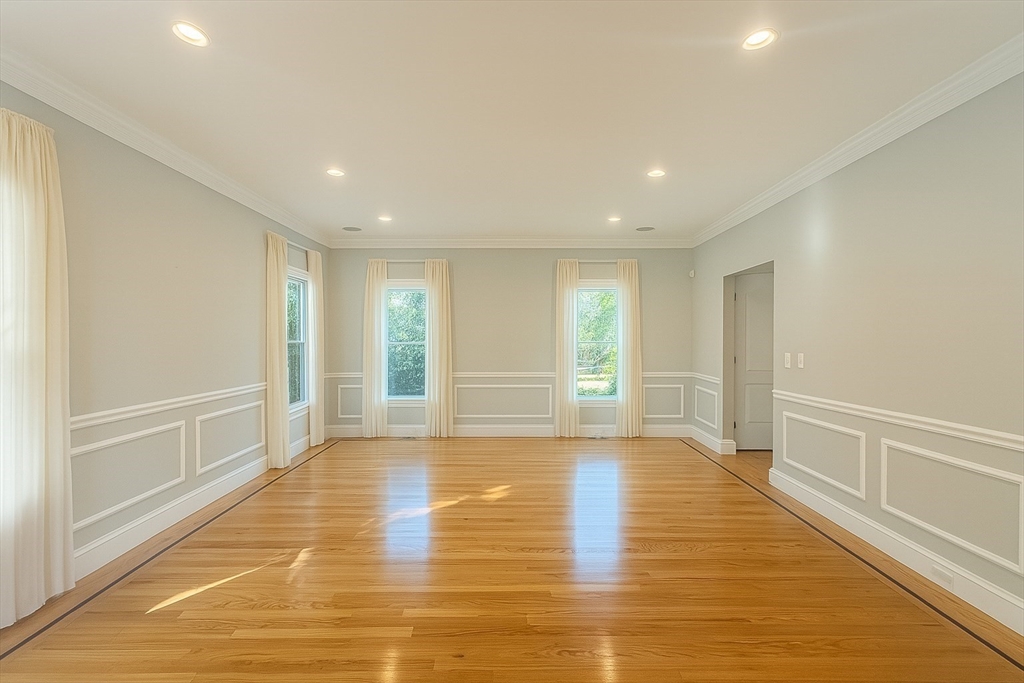 3 Myrna Rd, Lexington