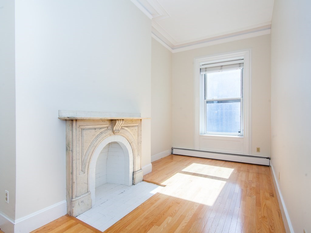 103 Beacon St, Back Bay