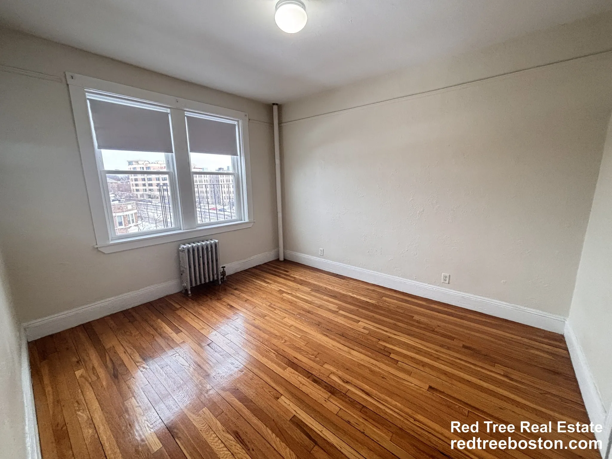 1687 Commonwealth Ave, Brighton