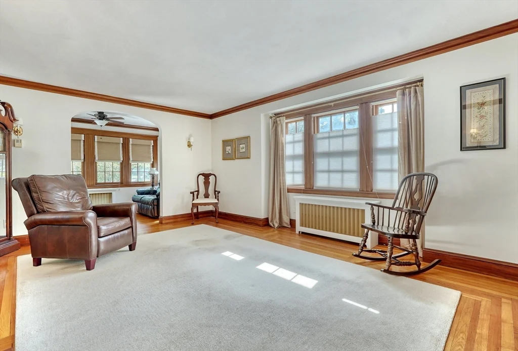 46 Goss Ave, Melrose