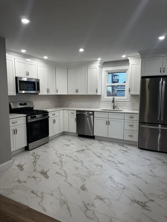 123 Whitman St, New Bedford