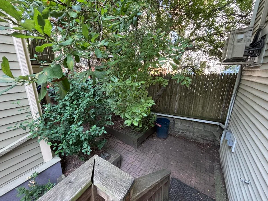 121 Spring St, East Cambridge