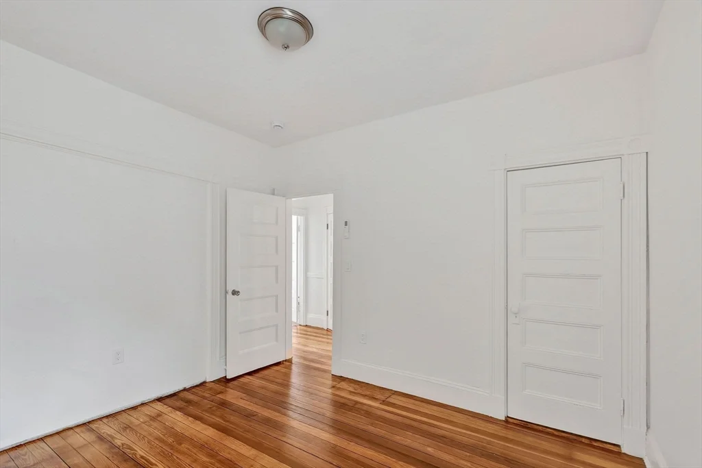 864 Huntington Ave, Mission Hill
