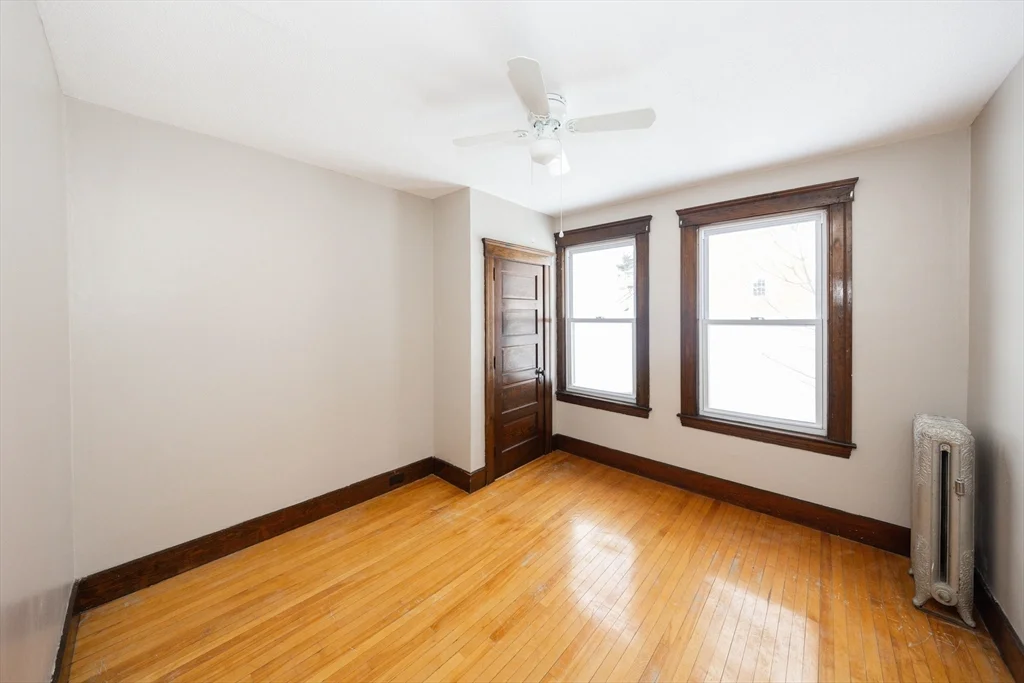 15 Boxford St, Burncoat