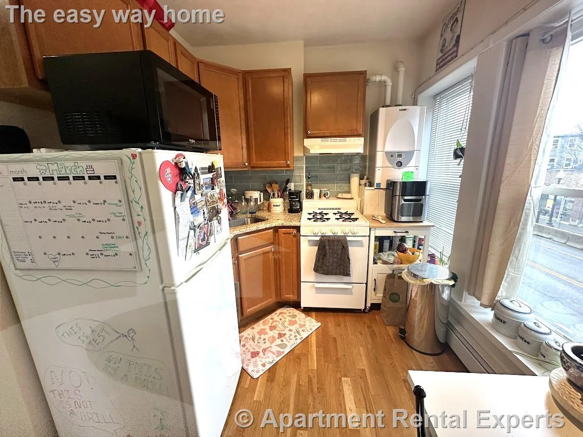 1056 Cambridge St, East Cambridge