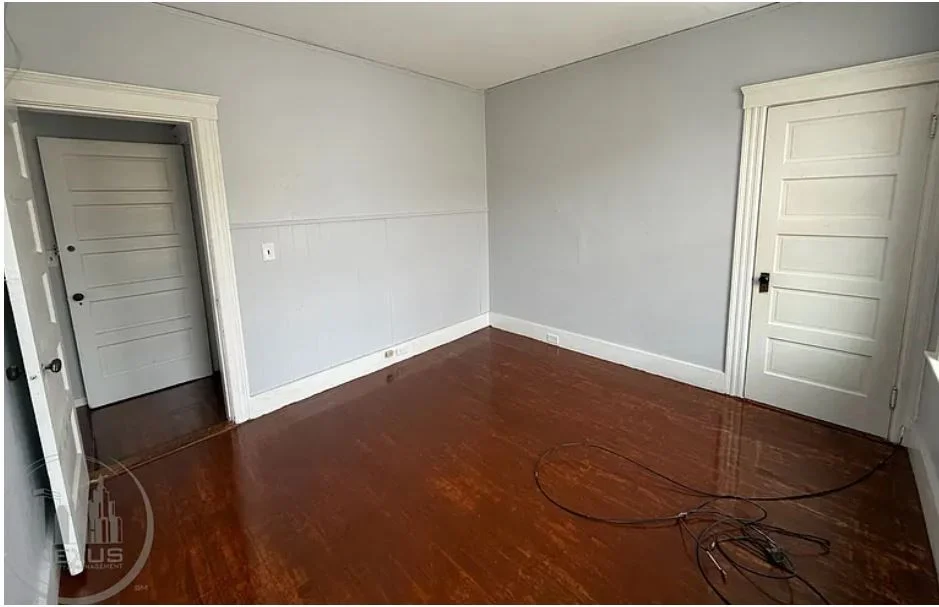 21 Hitchcock Rd, Webster Square