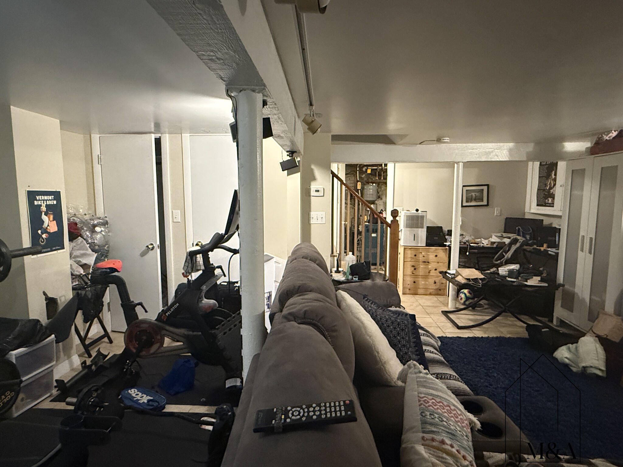 47 Maplewood Ave, Thompsonville