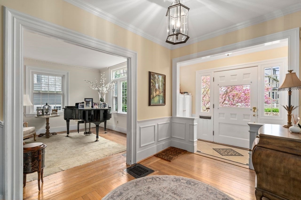 204 Homer St, Newton Center