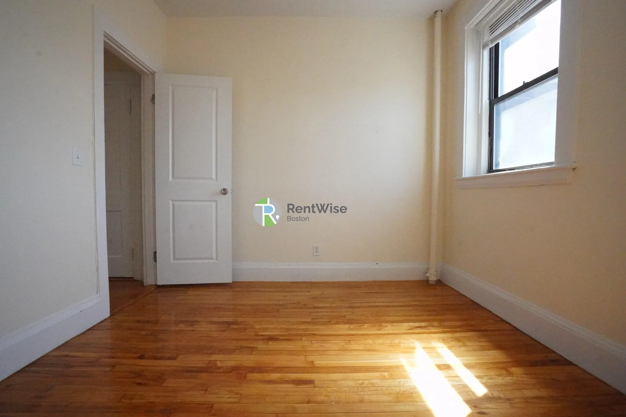 1212 Commonwealth Ave, Brighton