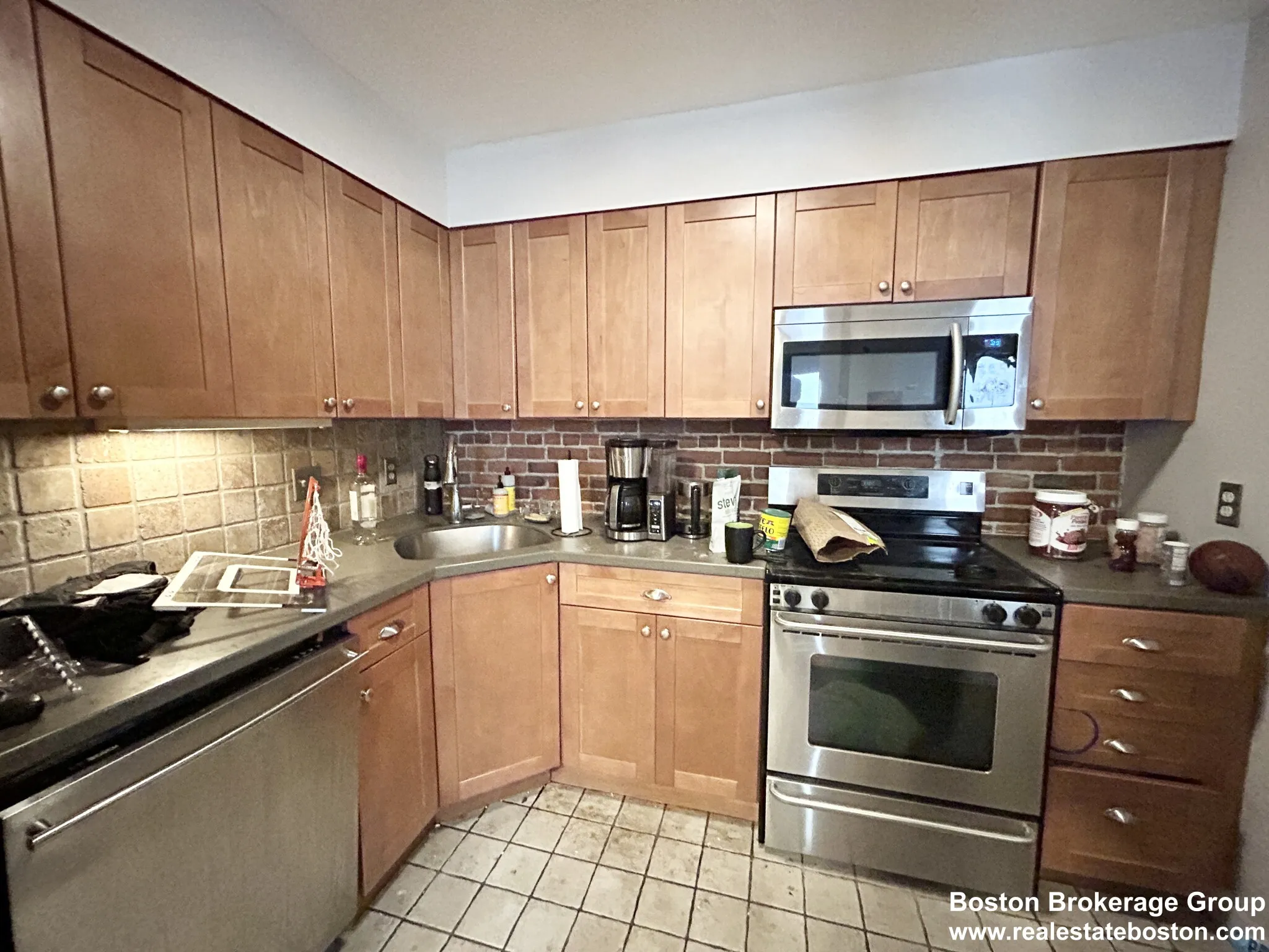 73 Gainsborough St, Fenway