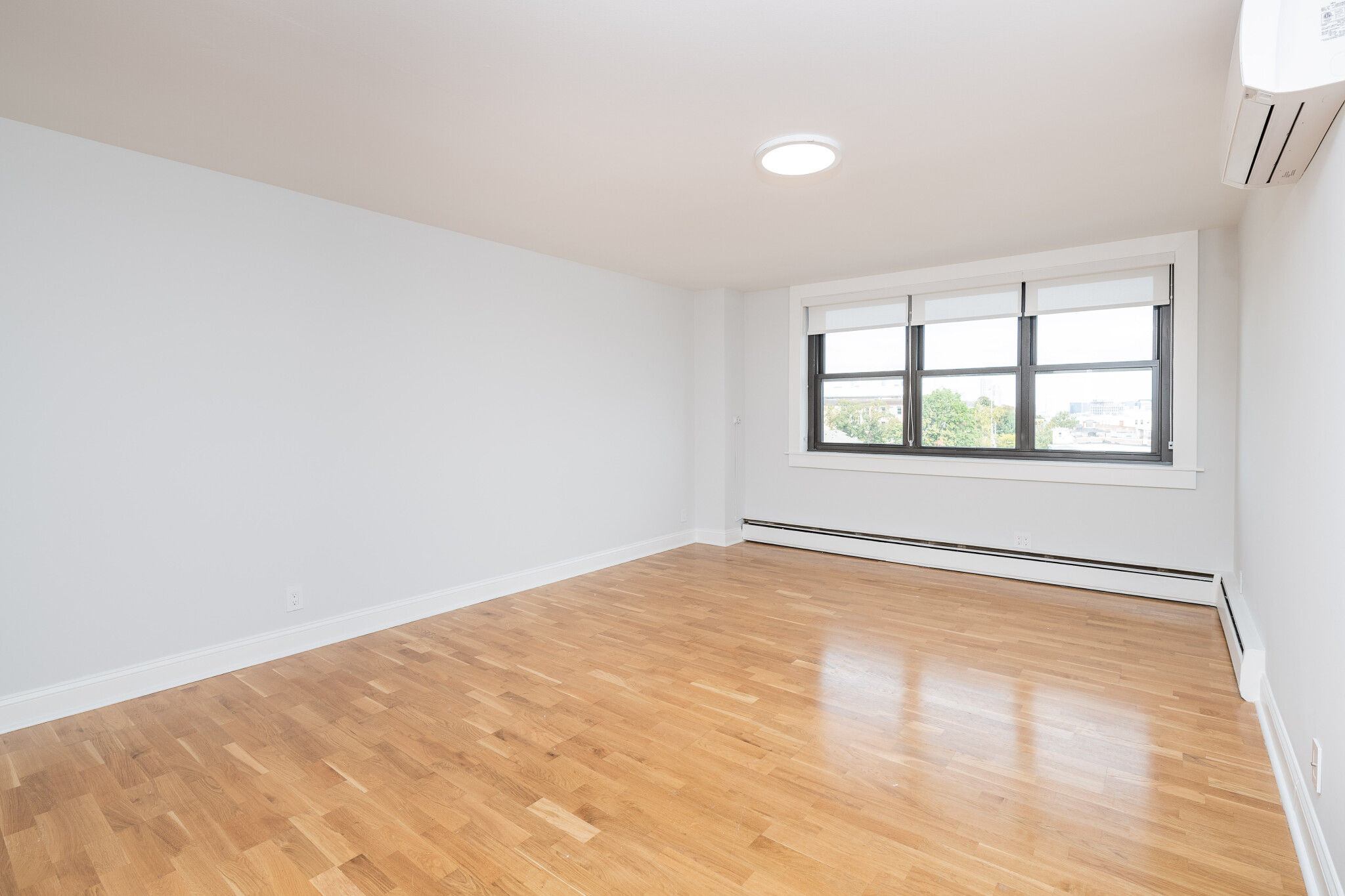 1410 Columbia Rd, South Boston