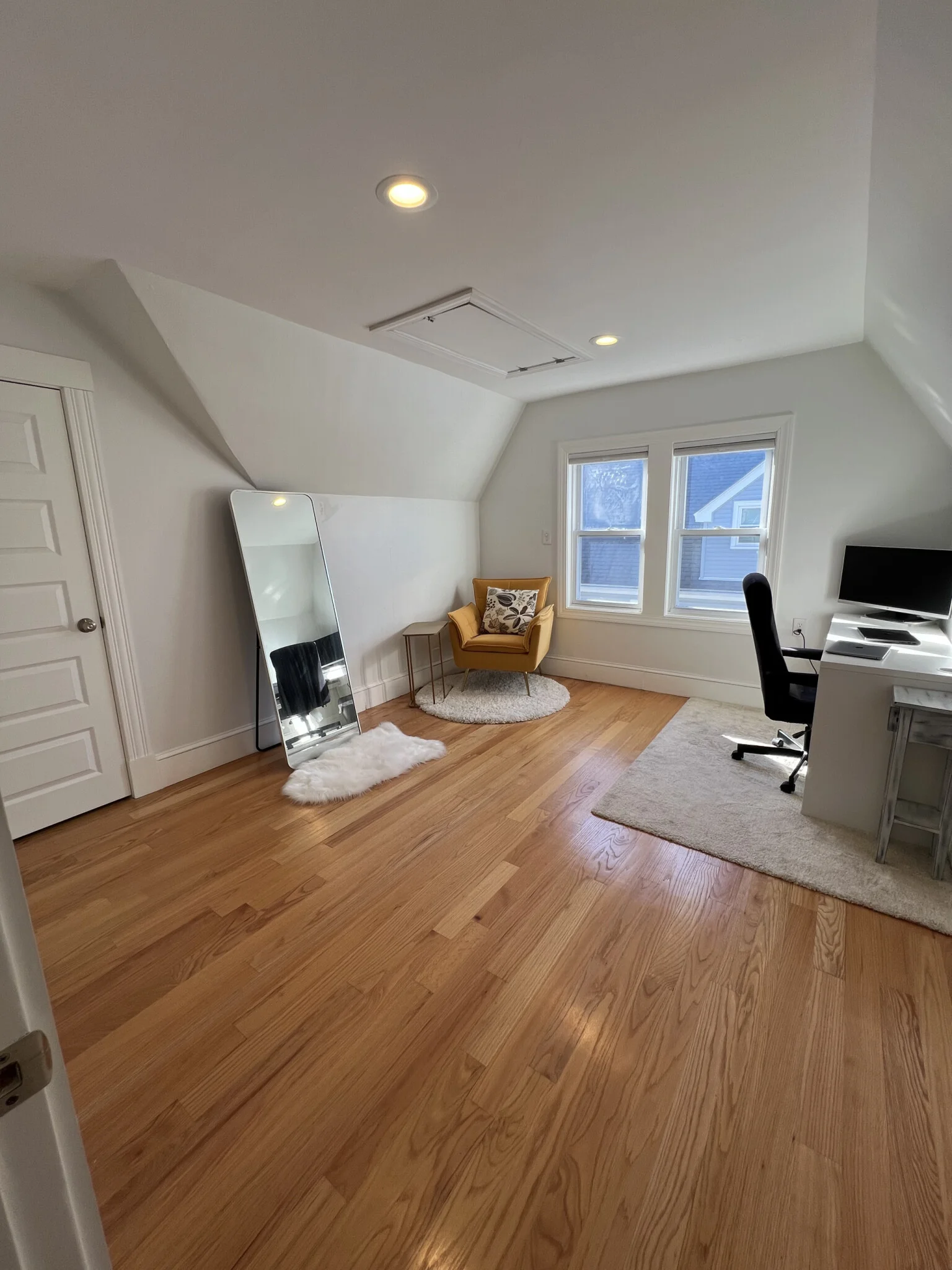 474 Albemarle Rd, Newtonville