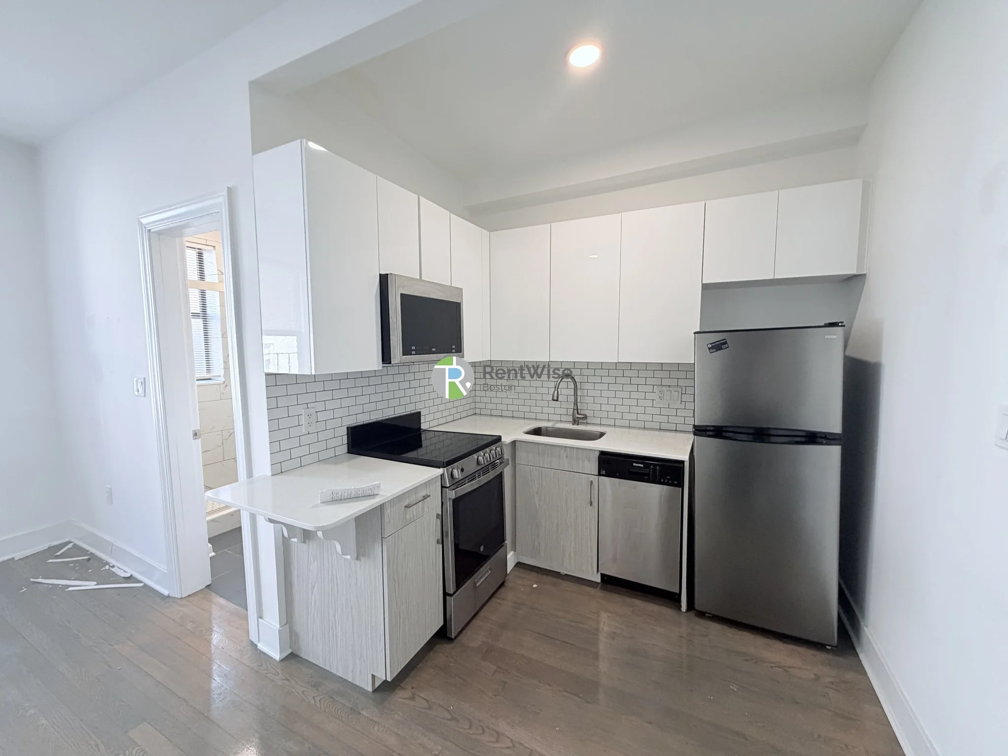 11 Queensberry St, Fenway