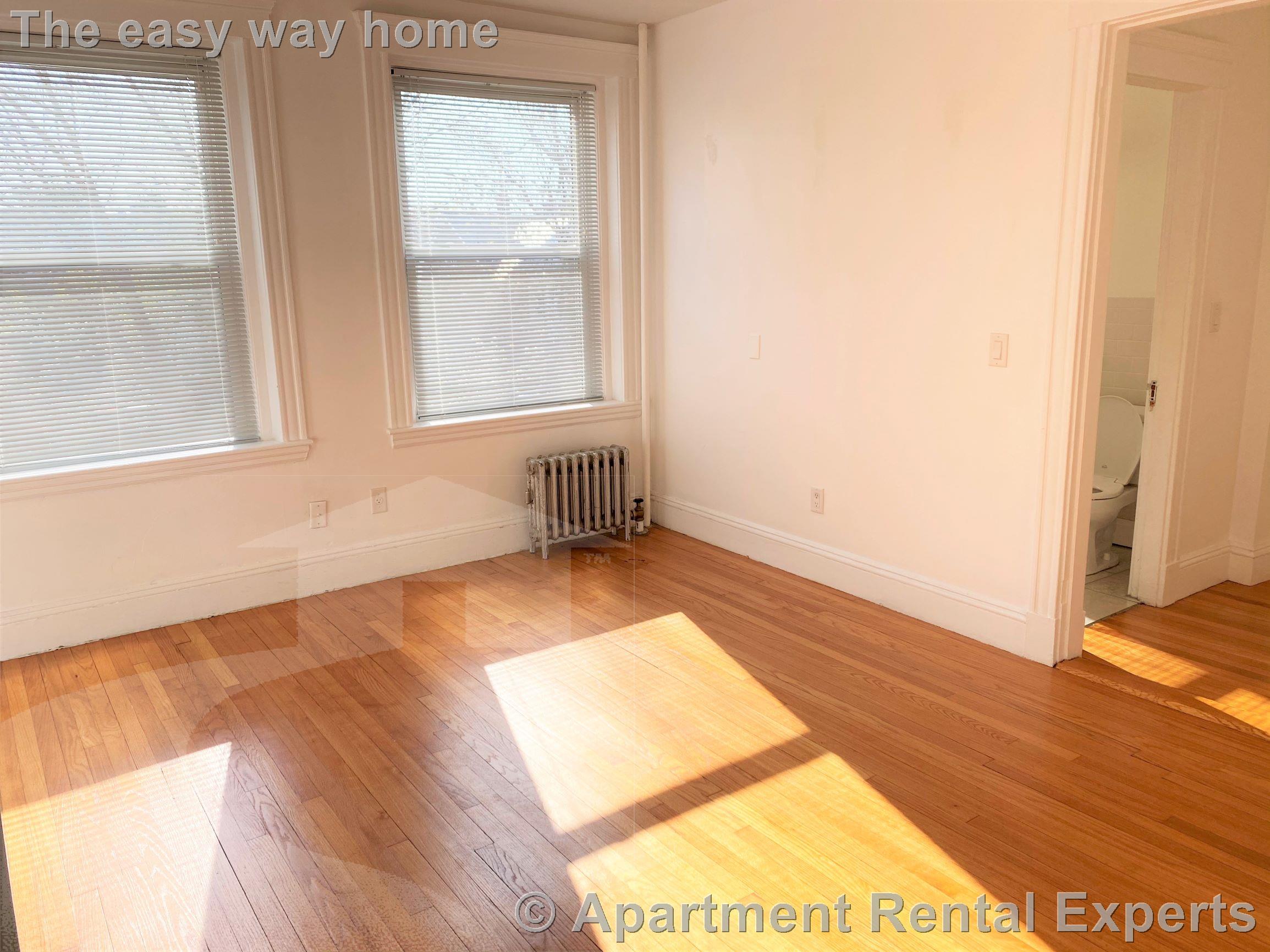 170 Maple St, Malden Center