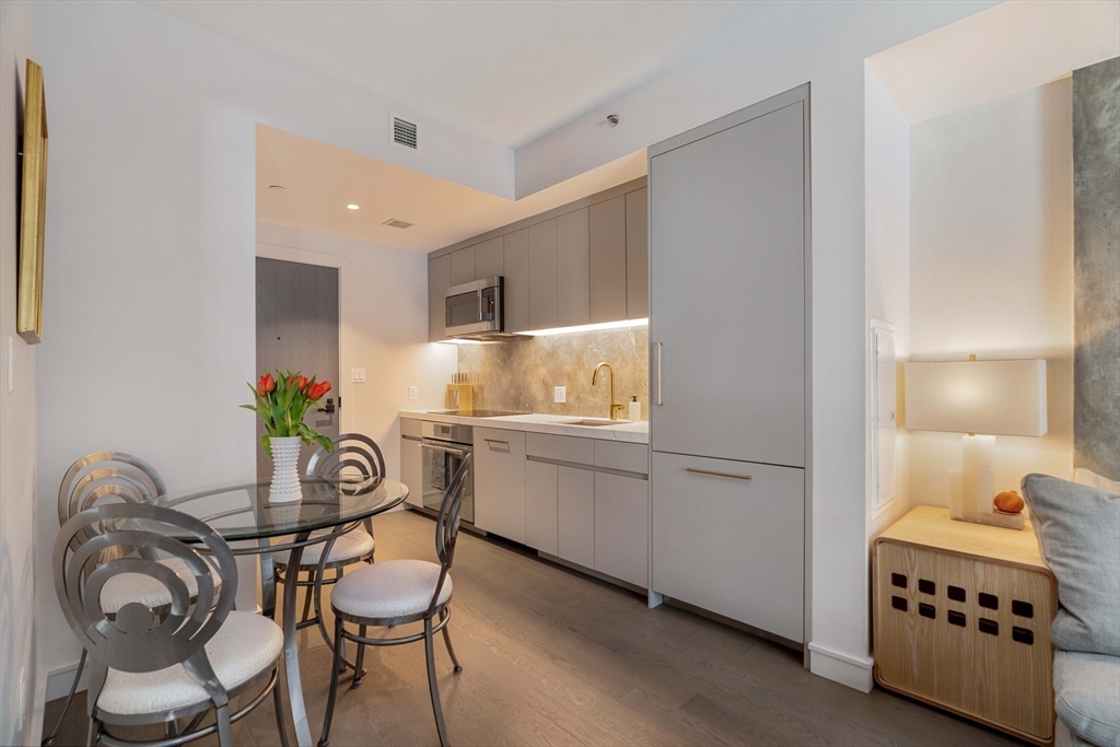 55 Lagrange, South End