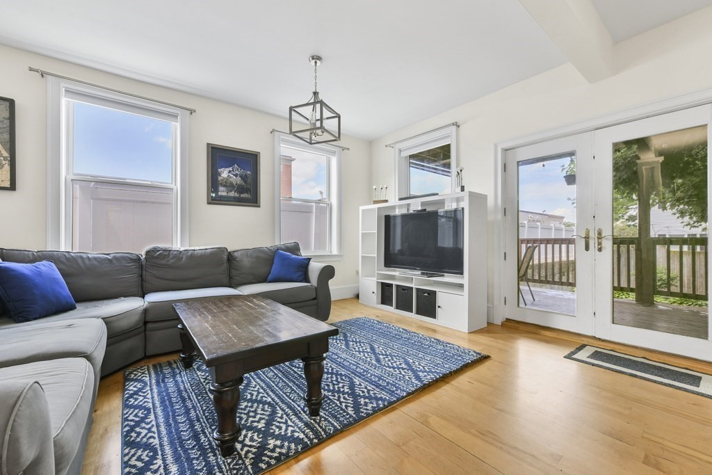 714 East 4th St, South Boston