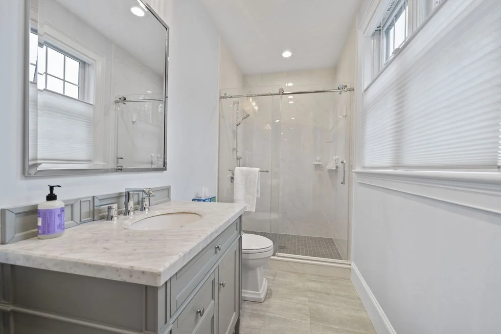 11 Woodhaven Rd, Waban
