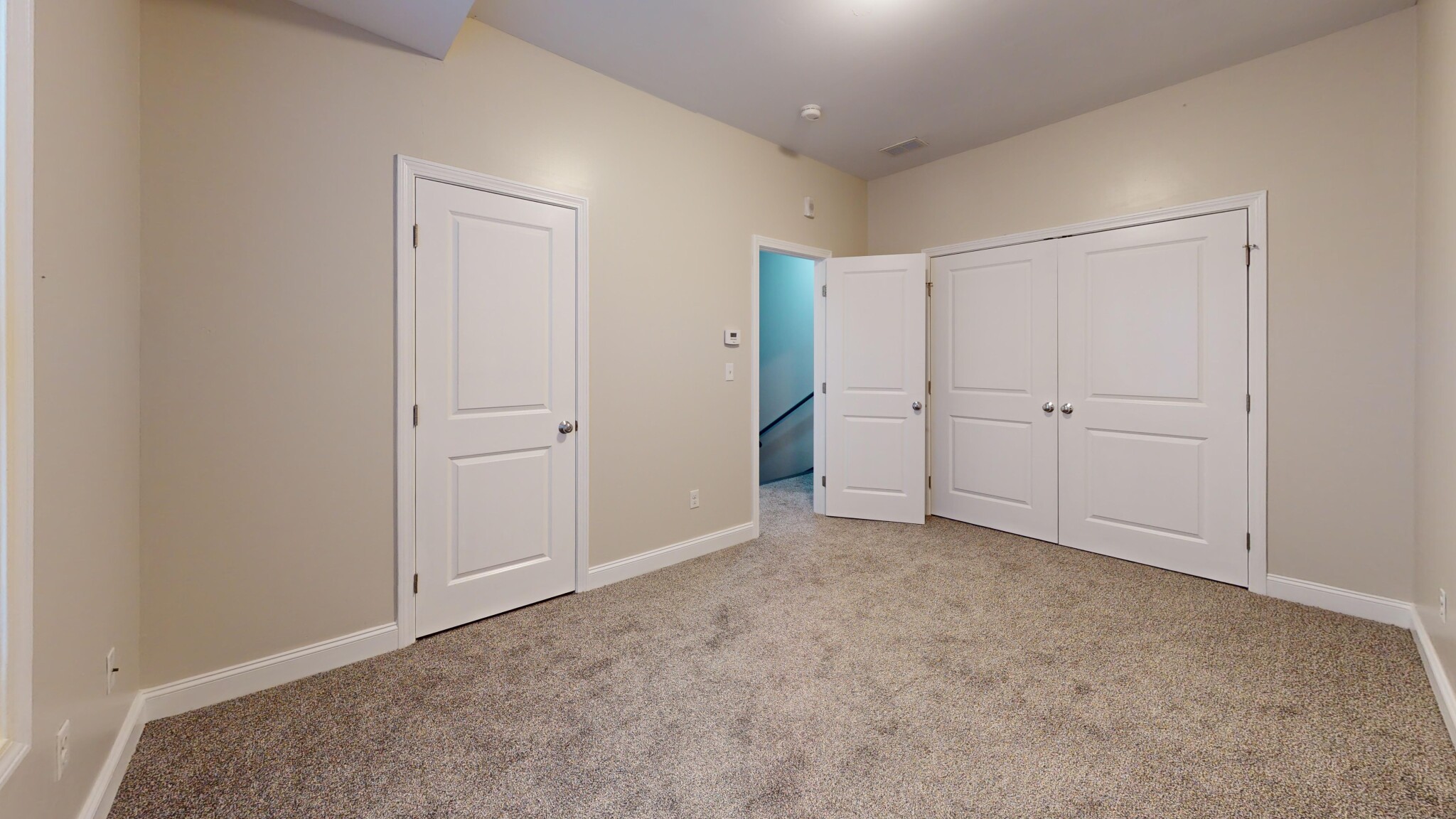 60 Holworthy St, Roxbury