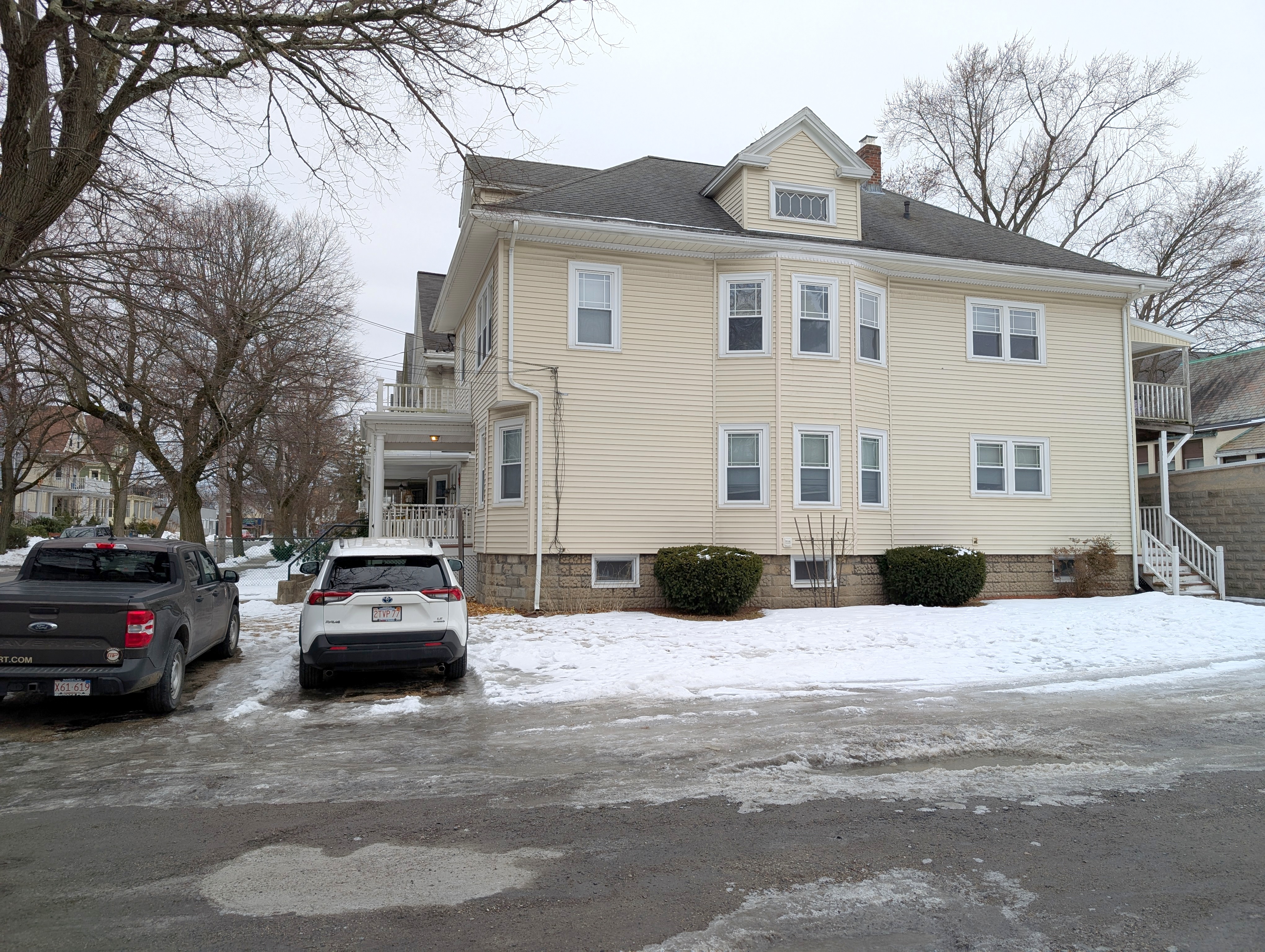 32 Trowbridge St, Arlington