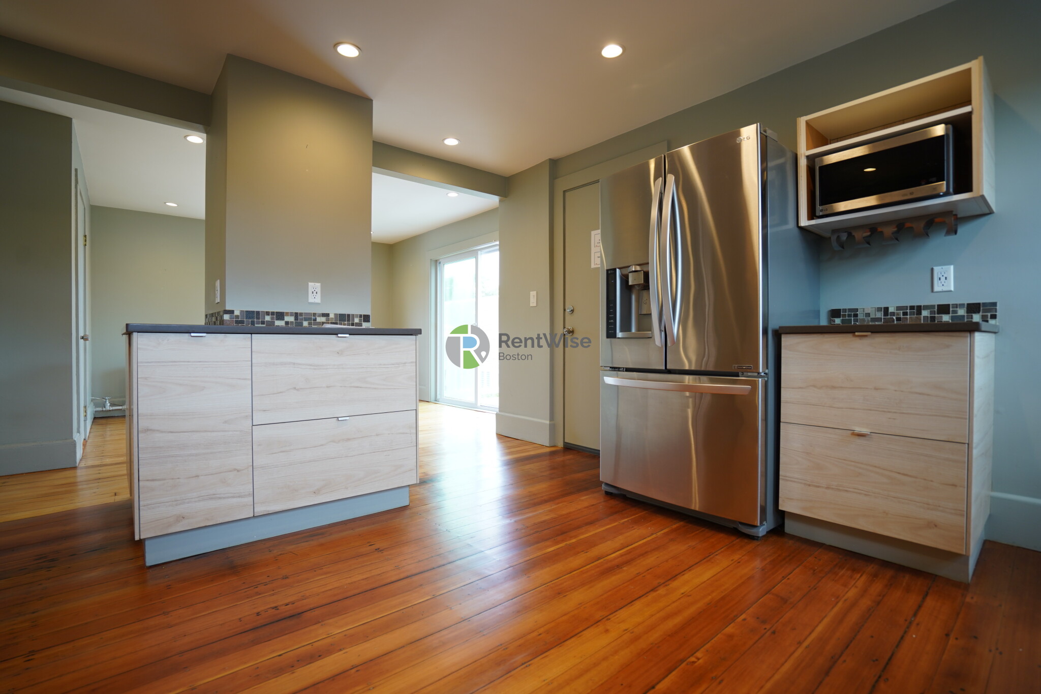 21 Plainfield St, Jamaica Plain