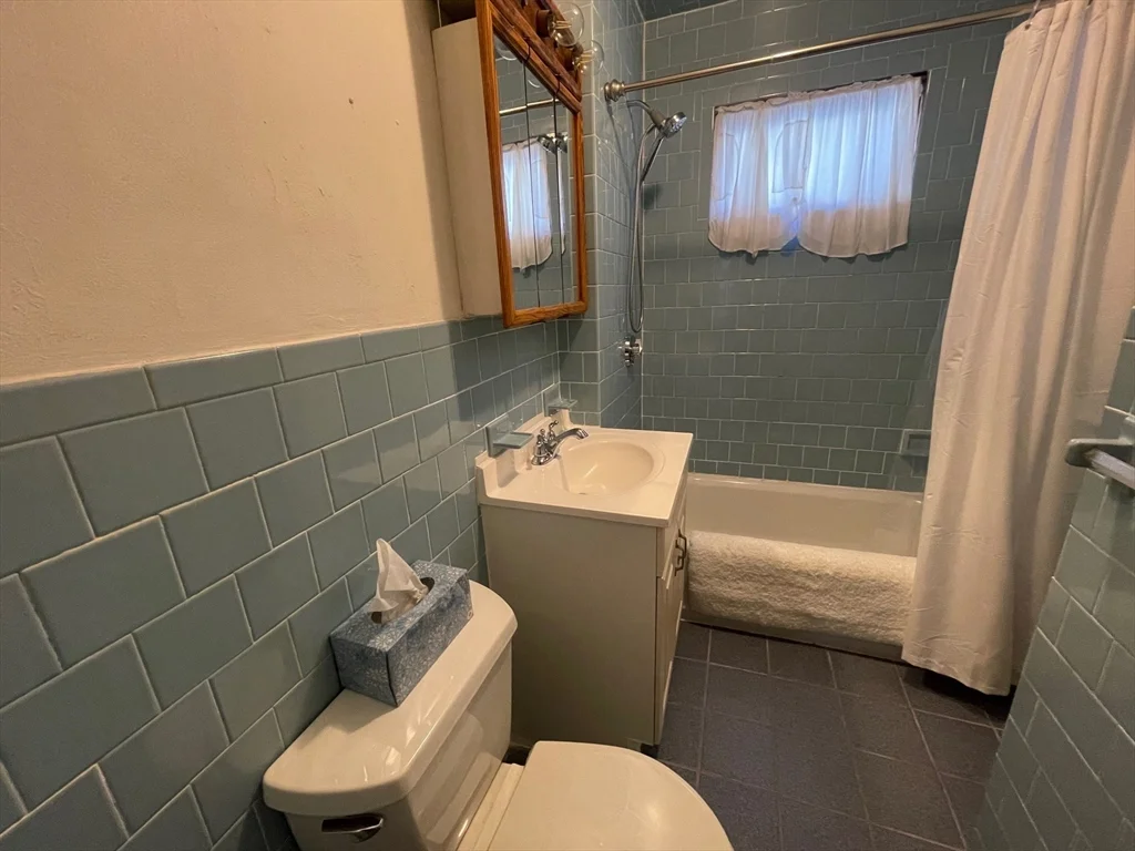 10 Breck St, Milton