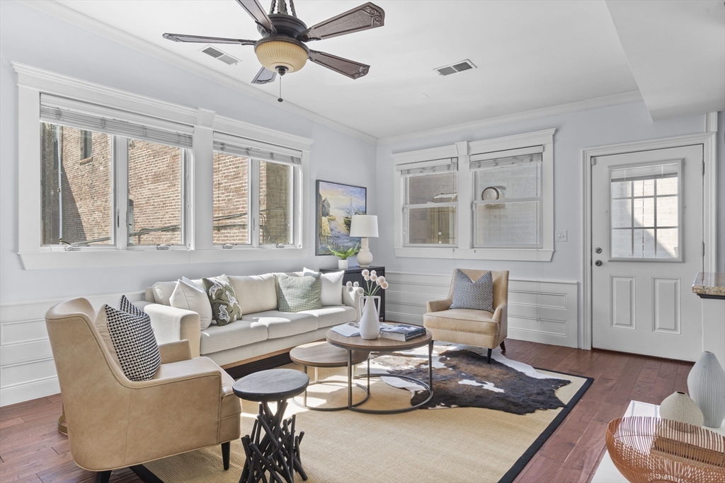 5 Newhill Pl, South Boston