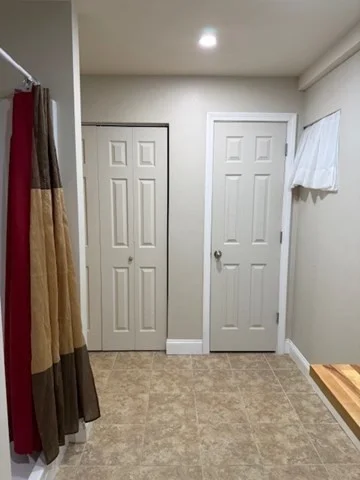 16 Pleasant St, Ayer