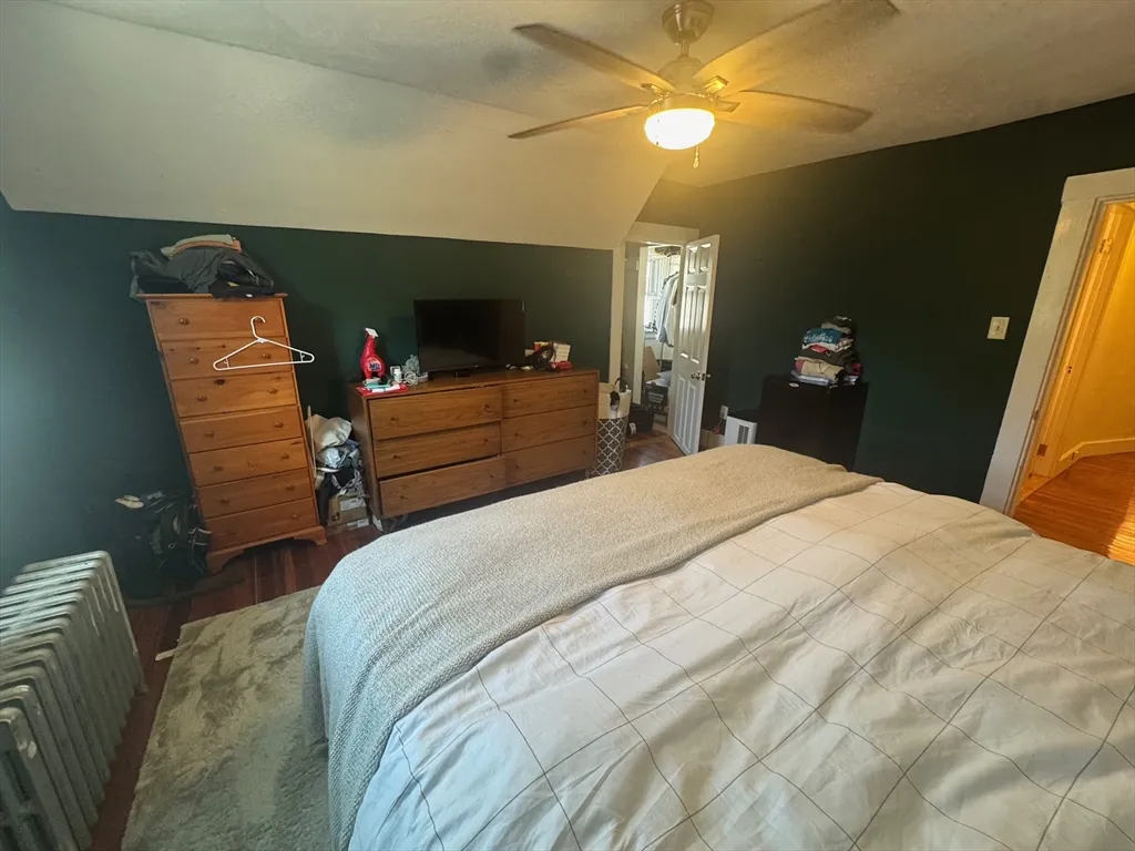 145 Albion St, Powder House Square