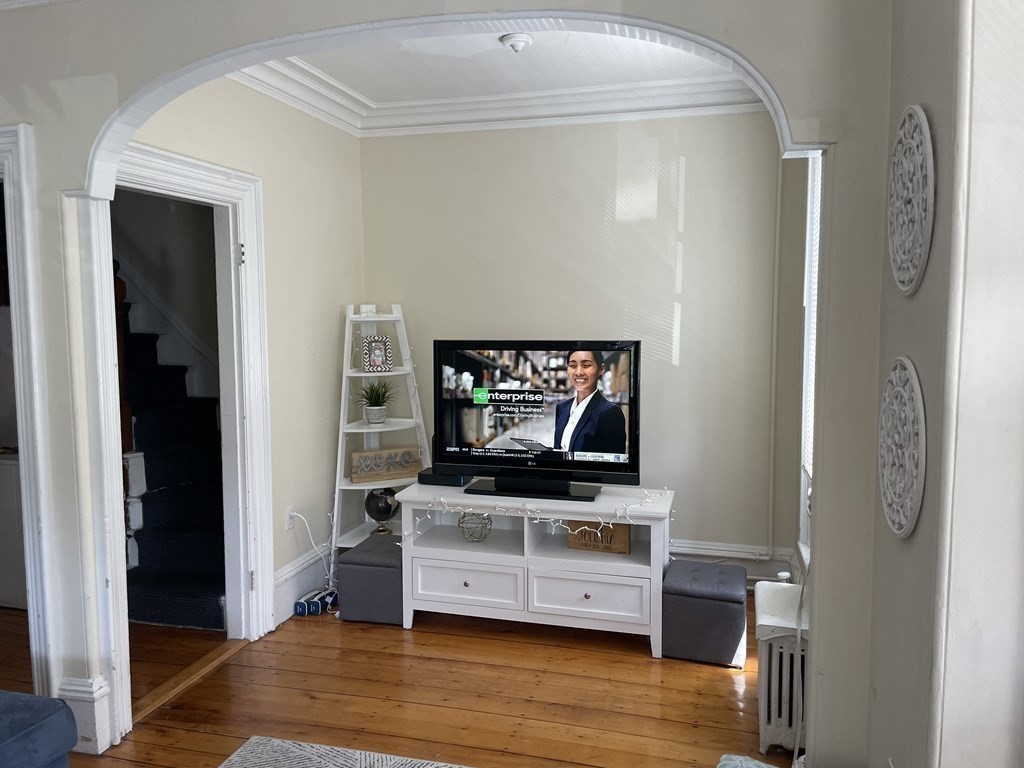 648 E Sixth St, South Boston