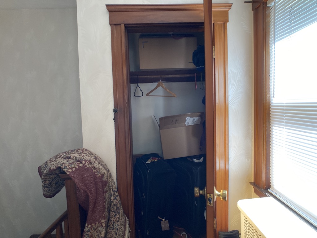 129 Oxford St, Newton Center