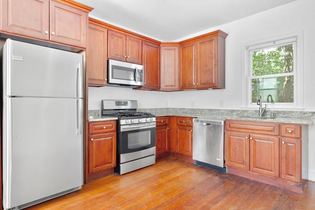 48 Ashland St, Malden