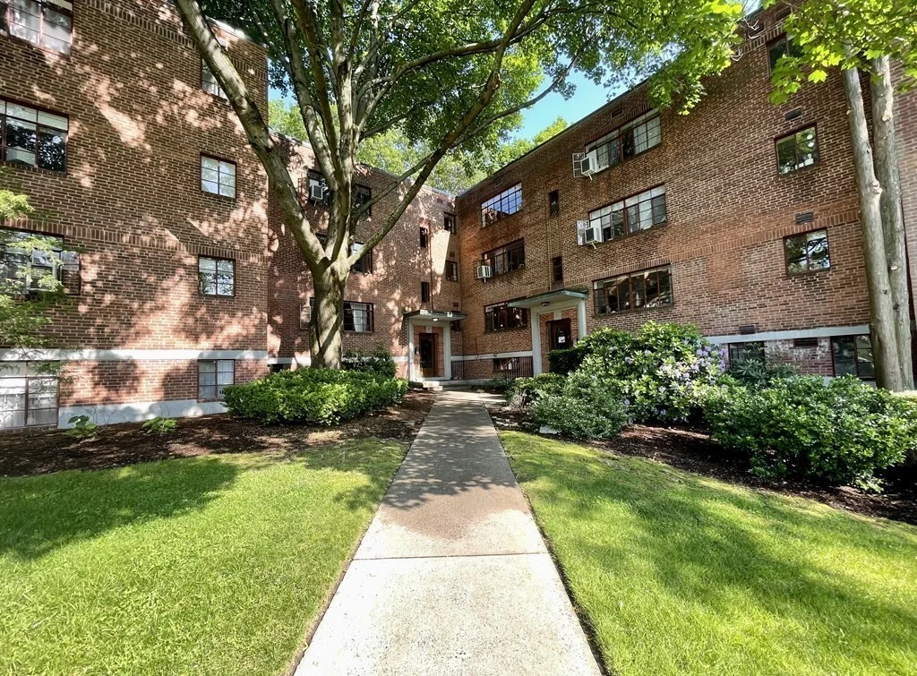 110 Evans Rd, Brighton