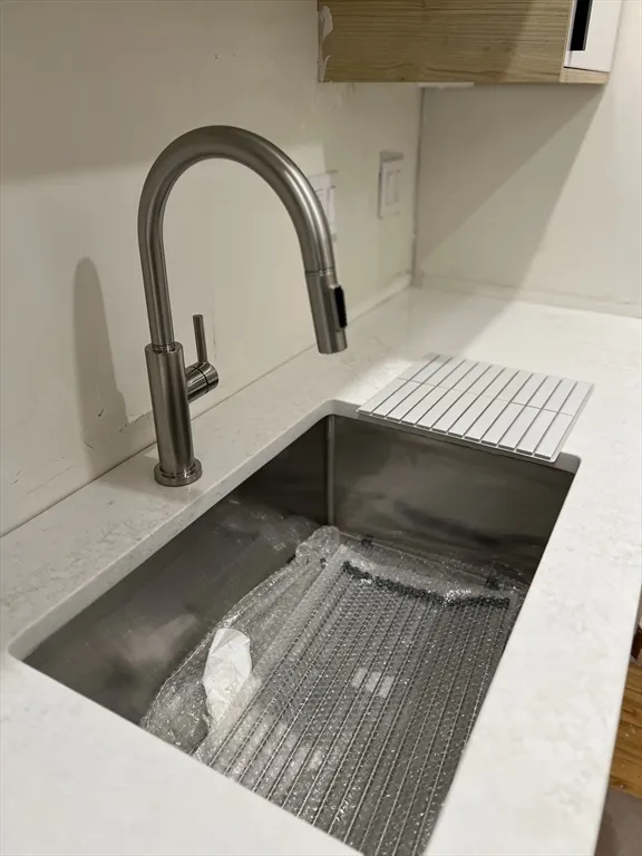 459 Massachusetts, South End