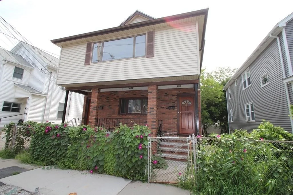 43 Chapman St, Watertown