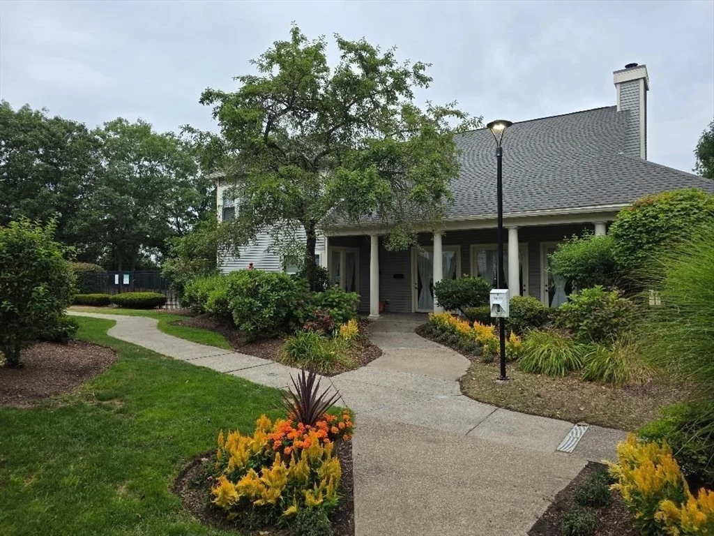 200 Falls Blvd, Quincy