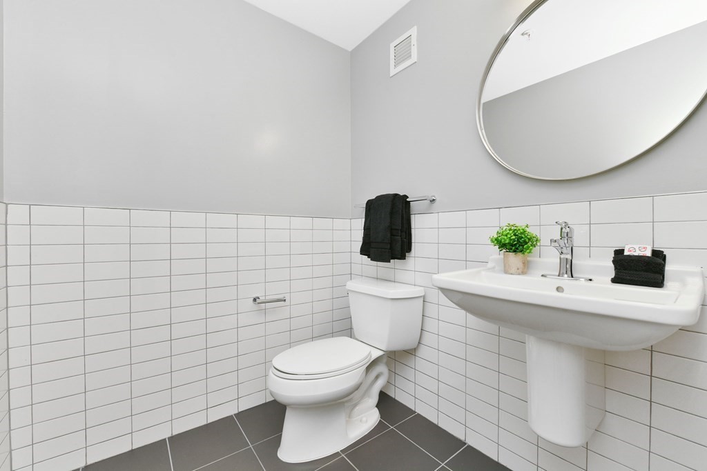 2 bed, 1.5 bath apartment for rent at 1 Earhart St Unit 721, East Cambridge — photo 14 of 25