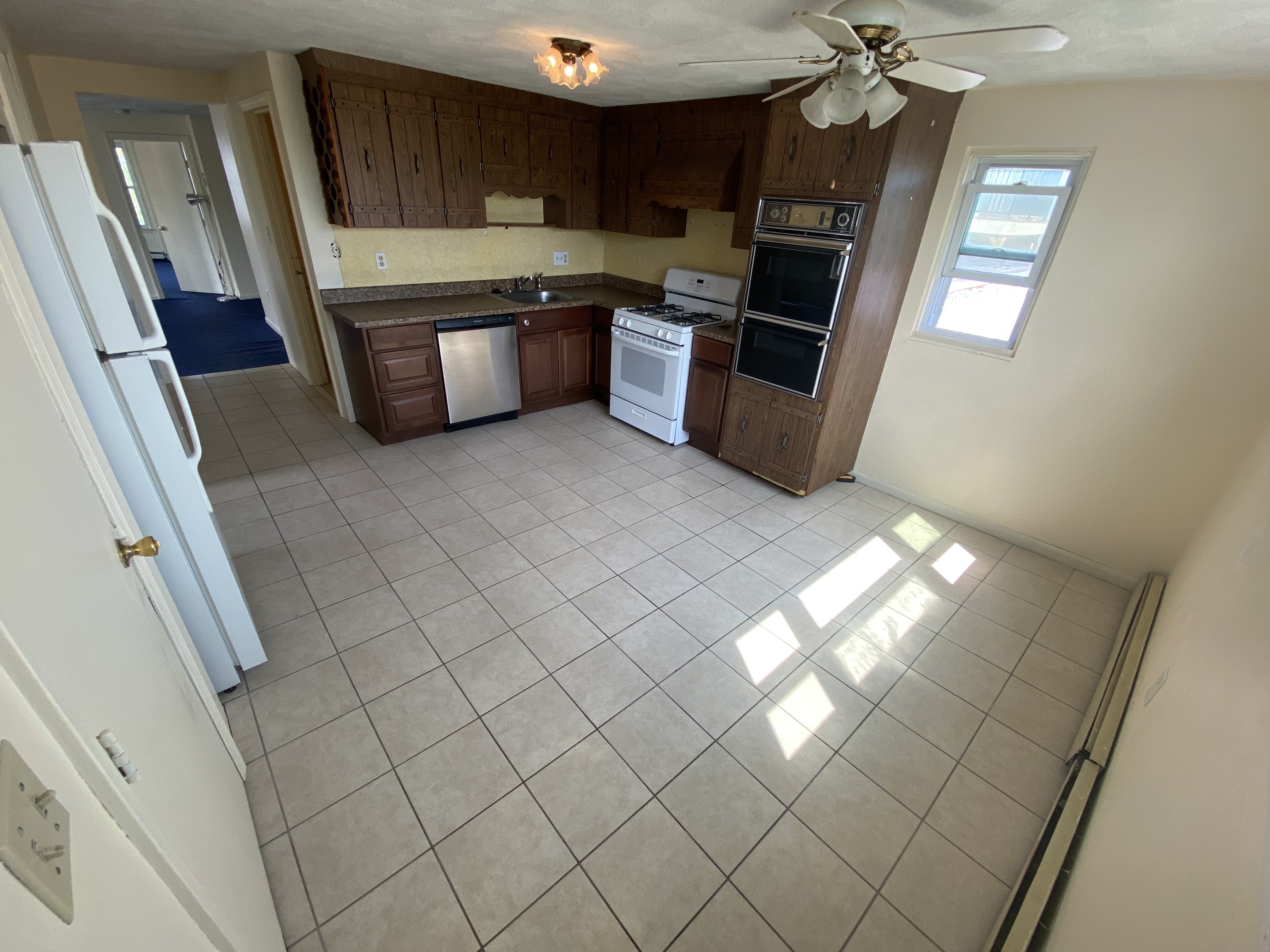 2 bed, 1 bath apartment for rent at 477 Sumner St Unit 4, East Boston