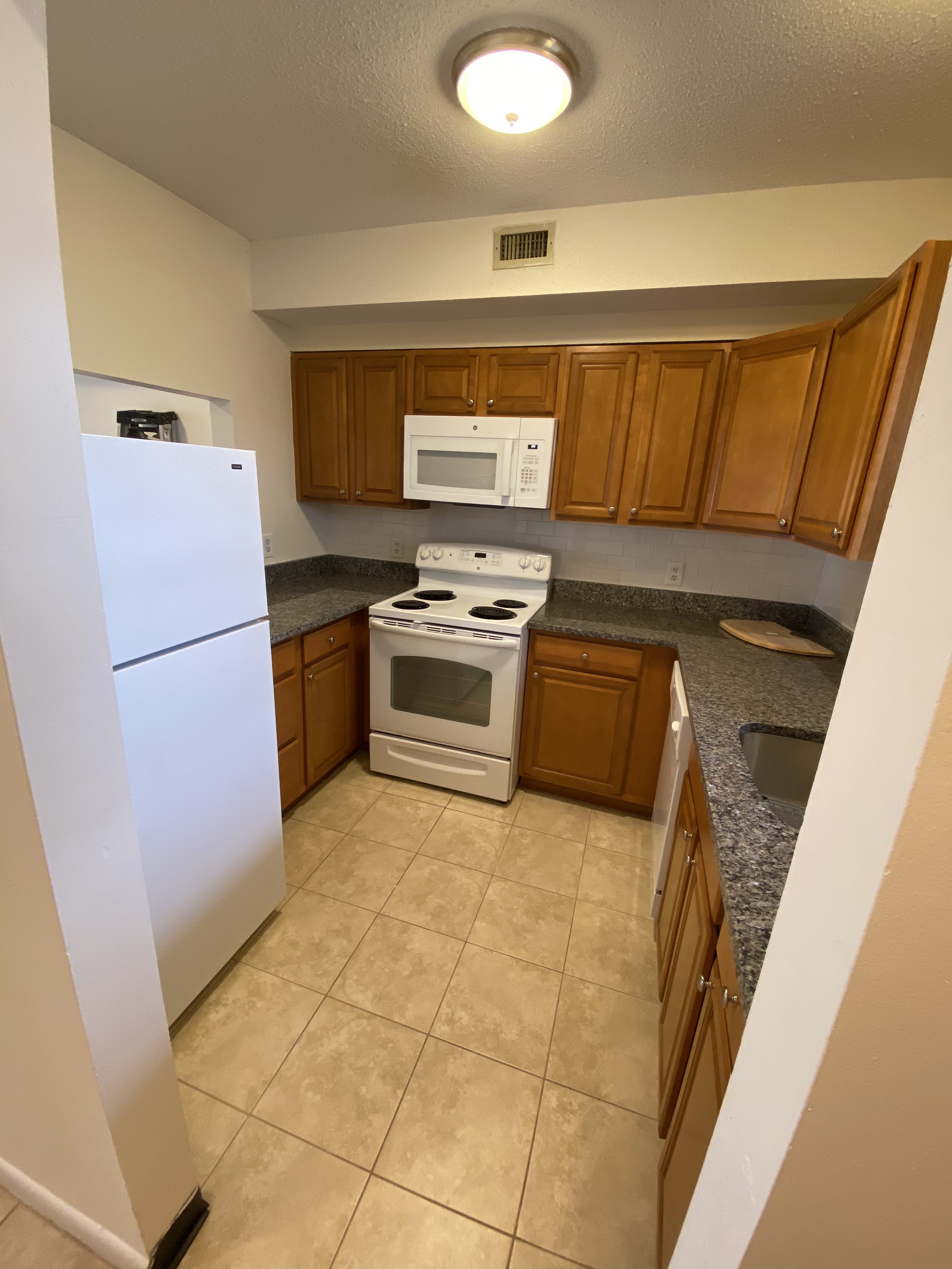2 bed, 1.5 bath apartment for rent at 65 Riverside Ave Unit 7, Medford