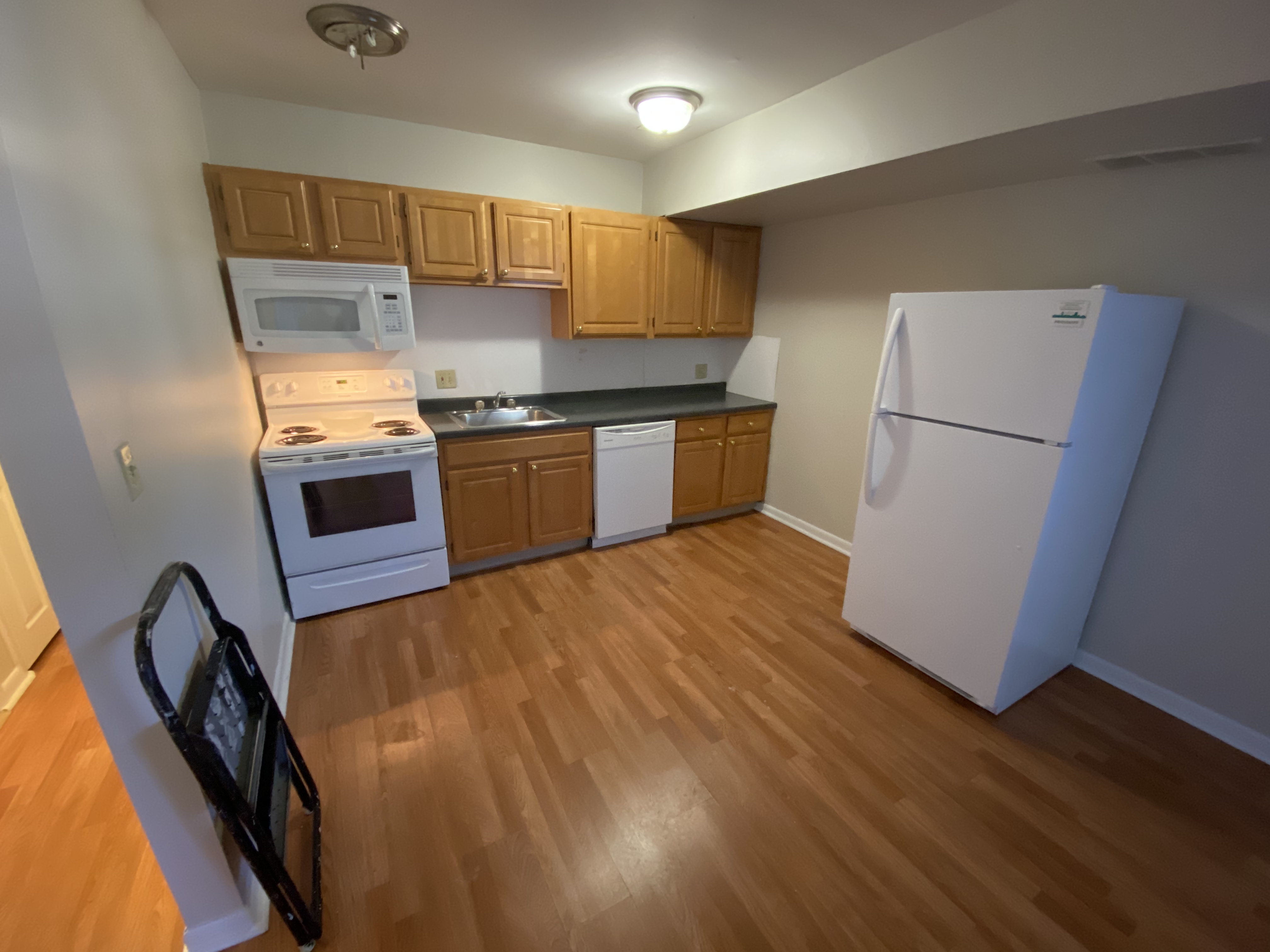 1 bed, 1 bath apartment for rent at 10 Westgate Dr Unit T1, North Woburn — photo 1 of 5