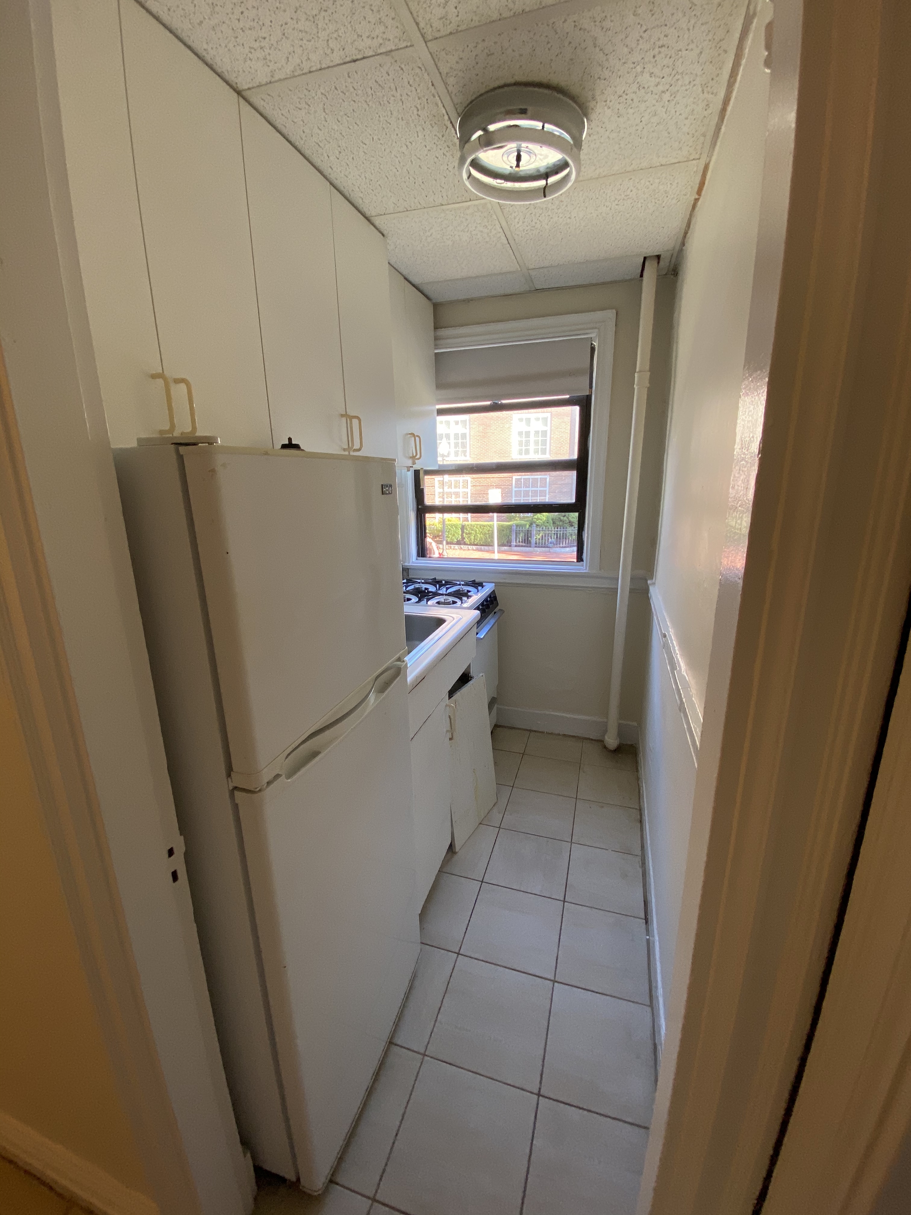 1 bed, 1 bath apartment for rent at 1200 Massachusetts Ave Unit 6-E, Mid Cambridge — photo 1 of 10