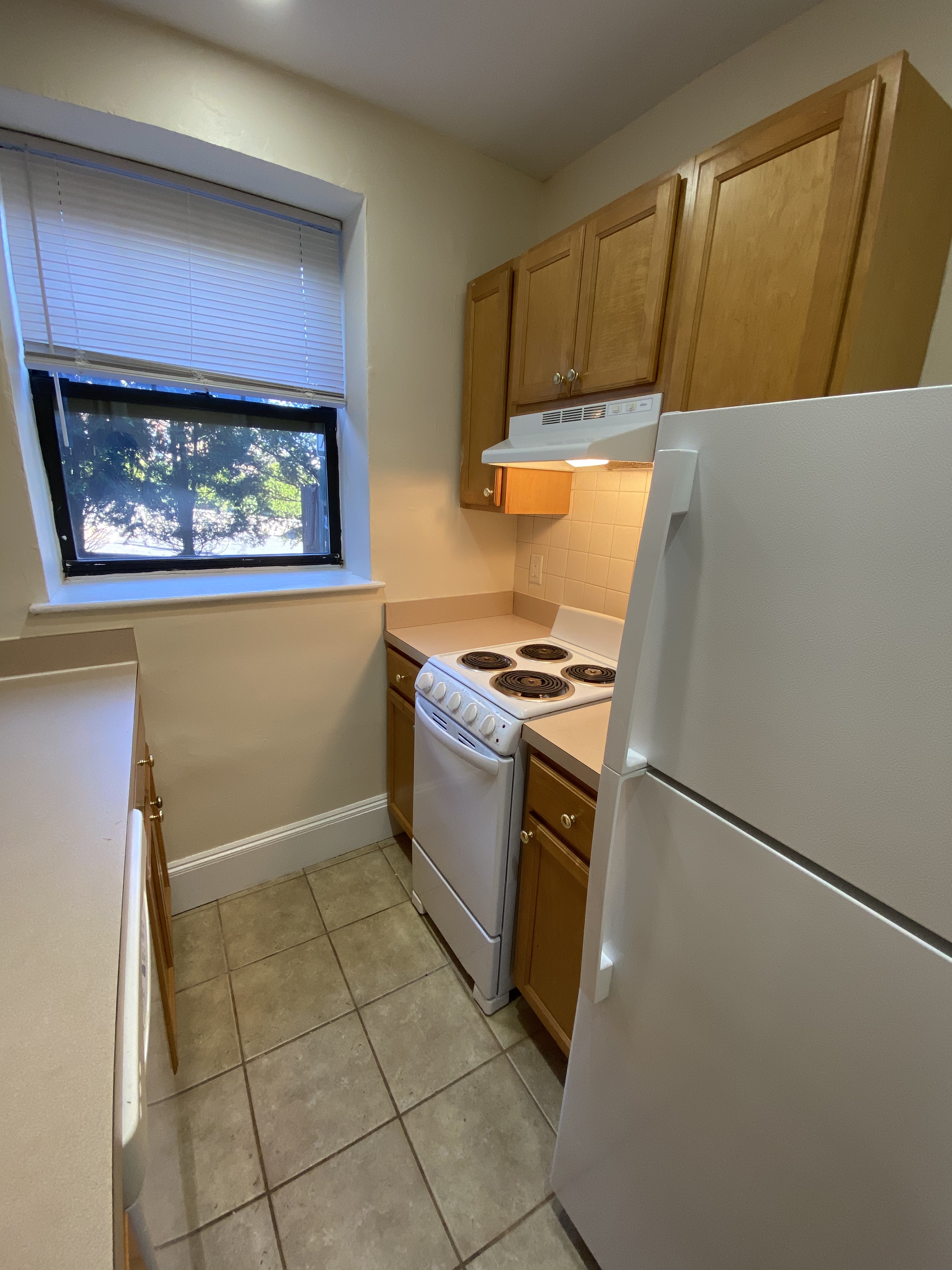 1 bed, 1 bath apartment for rent at 2 Elmwood Ave Unit 1, Winchester Town Center