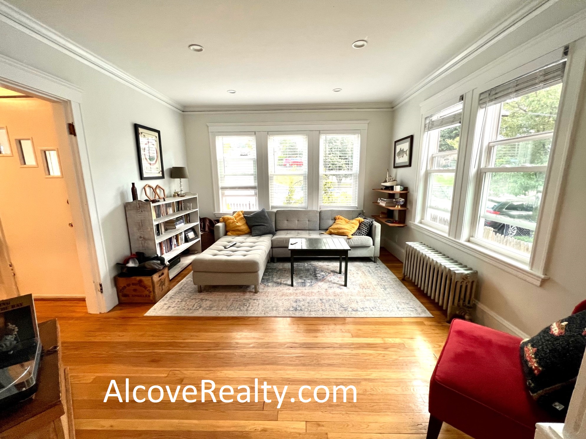 2 bed, 1 bath apartment for rent at 90 Bow St Unit 1, Medford