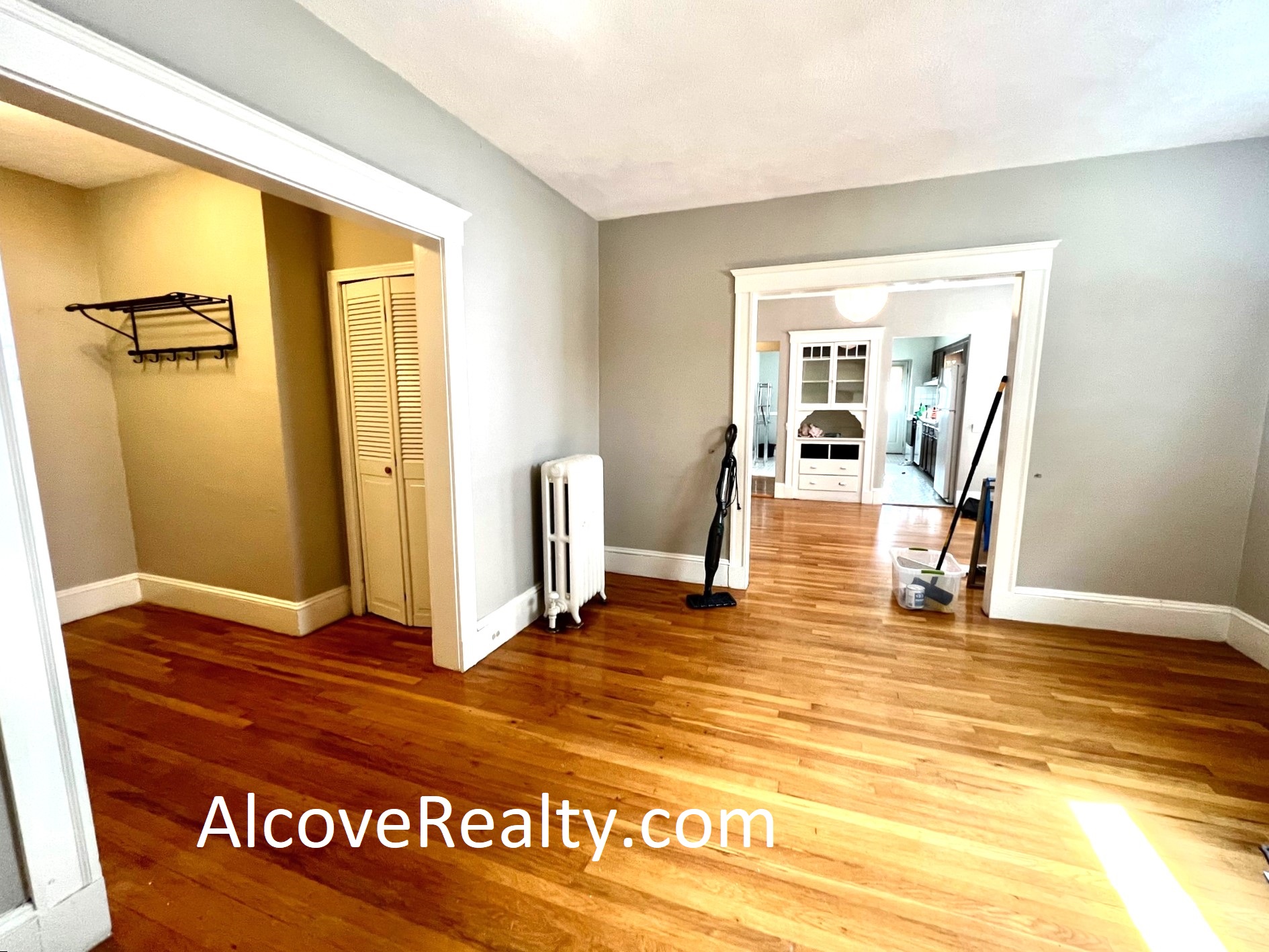 2 bed, 1 bath apartment for rent at 80 Melrose St Unit 1, Arlington