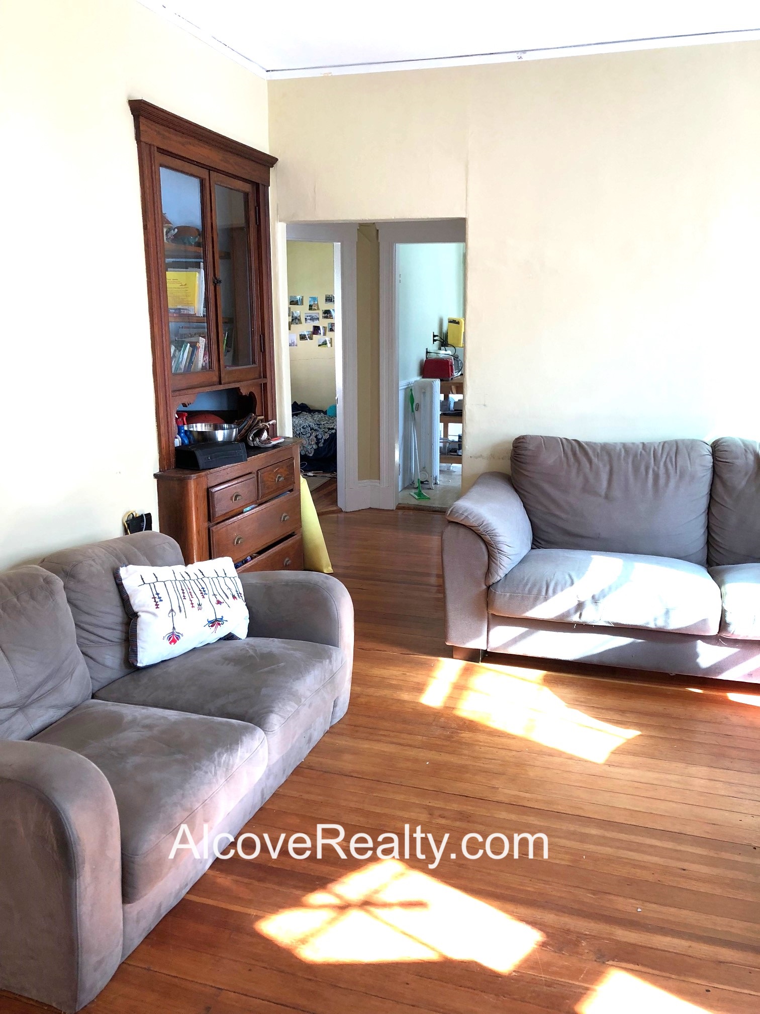 4 bed, 1 bath apartment for rent at 104 Adams St Unit 2, West Somerville — photo 1 of 9