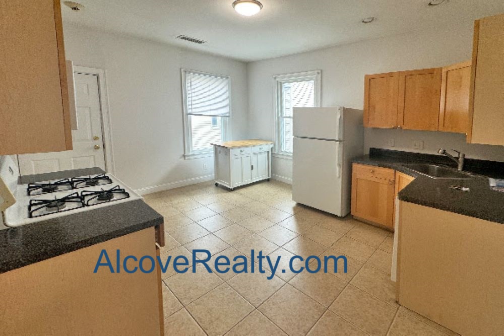 357 Prospect St, Wellington-Harrington