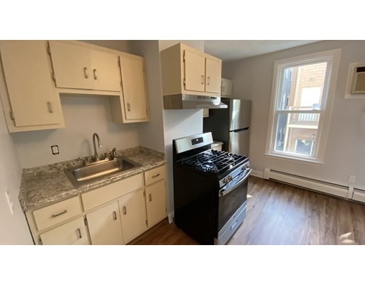 1 bed, 1 bath apartment for rent at 479 Sumner St Unit 2, East Boston — photo 25 of 29