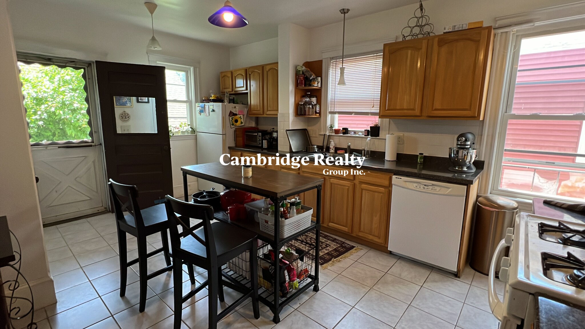 28 Washburn Ave, North Cambridge